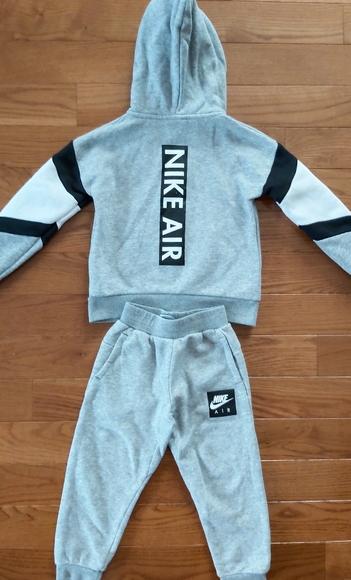 Nike Other - Super gorgeous toddler boys Nike matching set